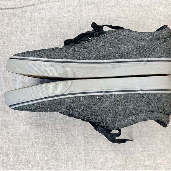 Men’s Vans Canvas Shoes Size 13 - Picture 4 of 7